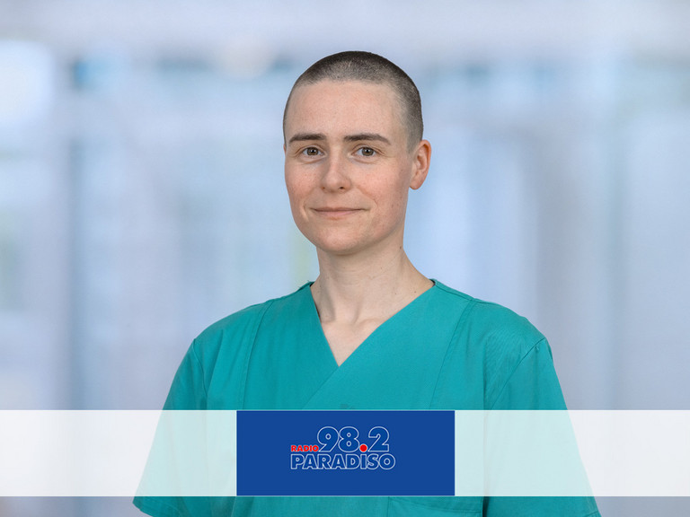 Dr. med. Chris Reinert Oberärzt*in, Kinder- und Jugendmedizin Dr. med. Chris Reinert Oberärzt*in, Kinder- und Jugendmedizin